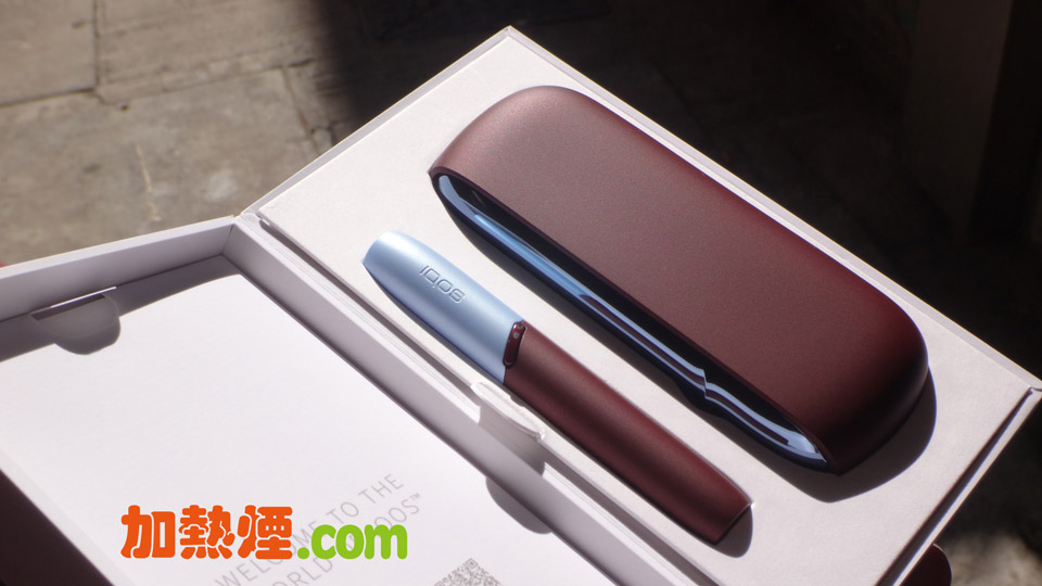 IQOS 3 DUO 磨砂紅櫻桃紅色彩新搭配 IQOS 3 DUO 磨砂紅櫻桃紅色彩新搭配